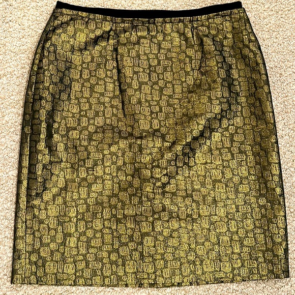 Ann Taylor Loft gold geometric print skirt Size 6 - Picture 1 of 5